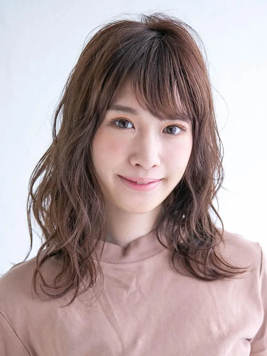 ロング 顔周りカット 外国人風カラー ロング Marika 🫧のマツエク・マツパデザイン