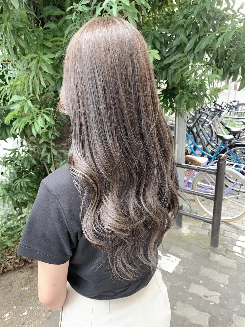 ロング 亀川蓮 Agu hairのヘアスタイル