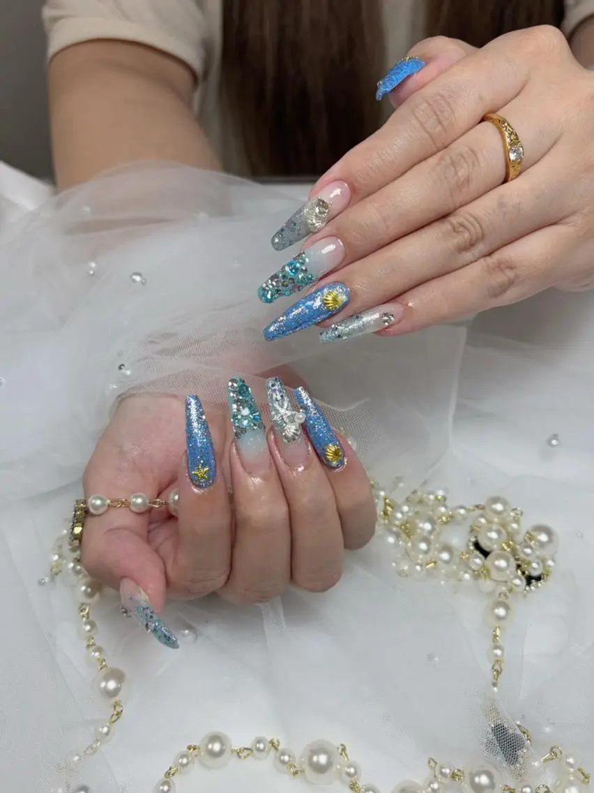 ネイル 韓国ネイル マグネットネイル 持ち込み ニュアンスネイル シンプルネイル ハイン ネイルのネイルデザイン