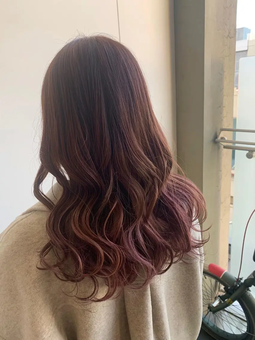 ミディアム カラー グラデーションカラー ピンクカラー ピンクパープル パープルカラー 中塚 義人のヘアスタイル