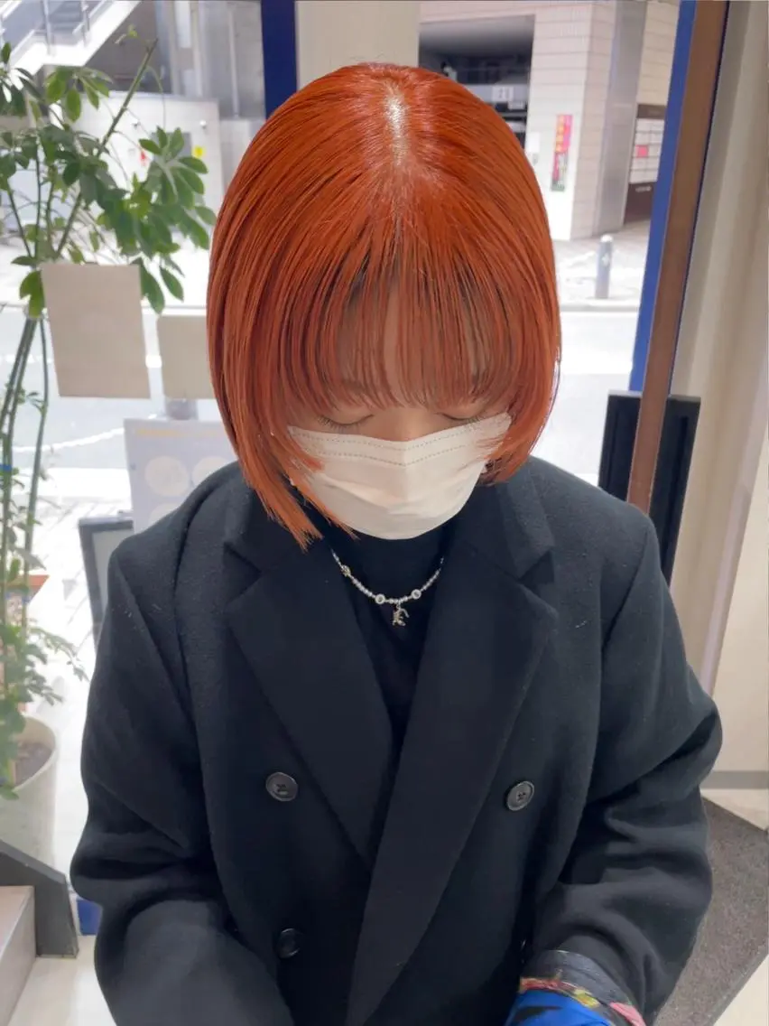 ショート カラー オレンジ カット ヘアカラー トリートメント 狩野 羅夢のヘアスタイル
