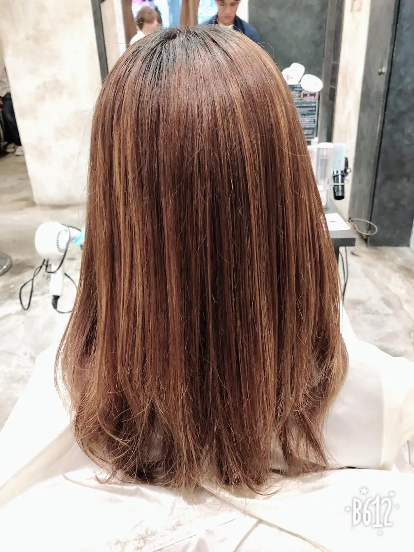 ミディアム 髪質改善JILL 桑原のヘアスタイル