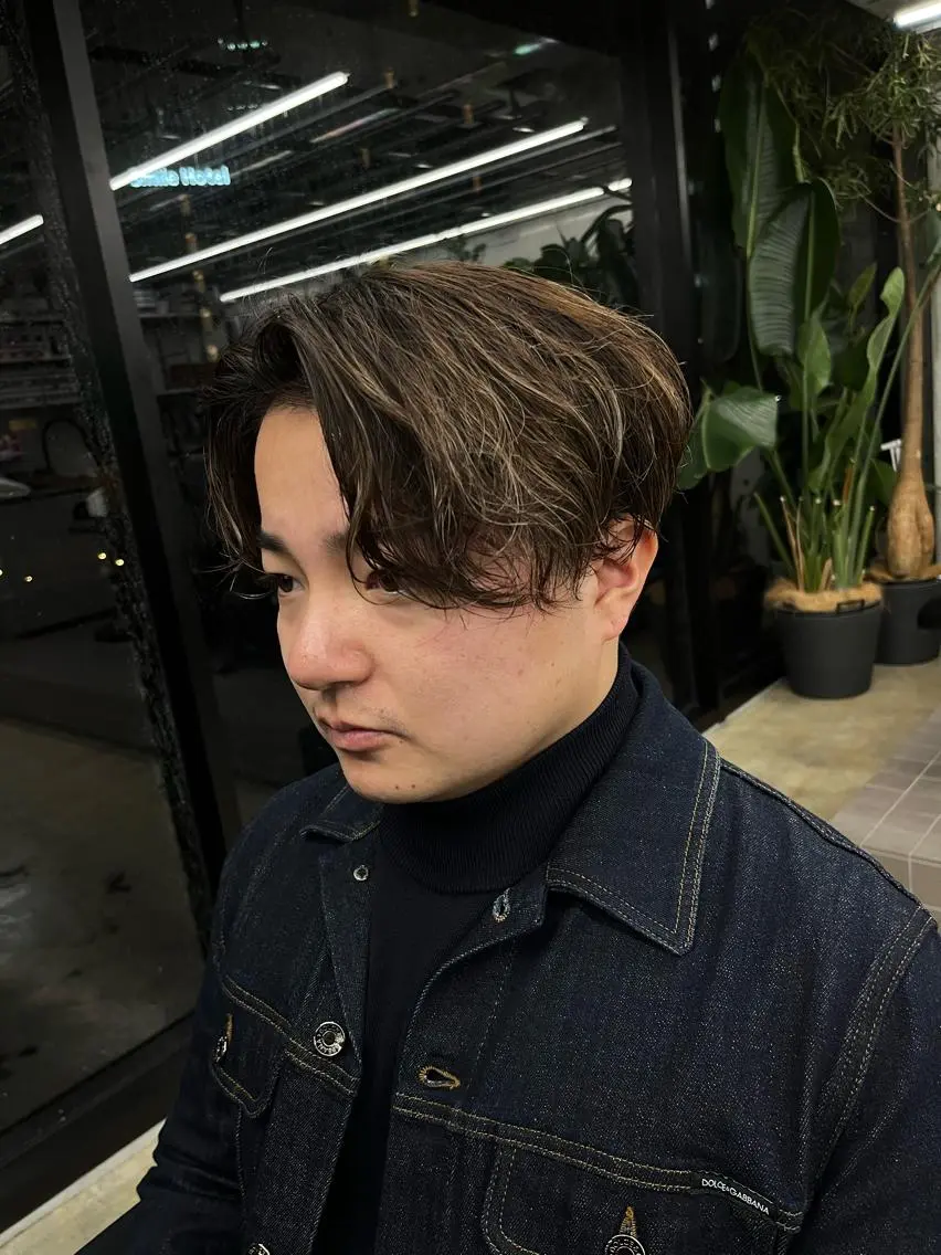 ショート カラー メンズ カット パーマ トリートメント ダブルカラー/ ケアブリーチ/クニトのヘアスタイル
