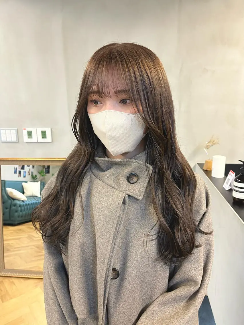 ロング カラー ブリーチ ダブルカラー ブリーチなしカラー ena/ブリーチなし 透明感・レイヤー🎀のヘアスタイル