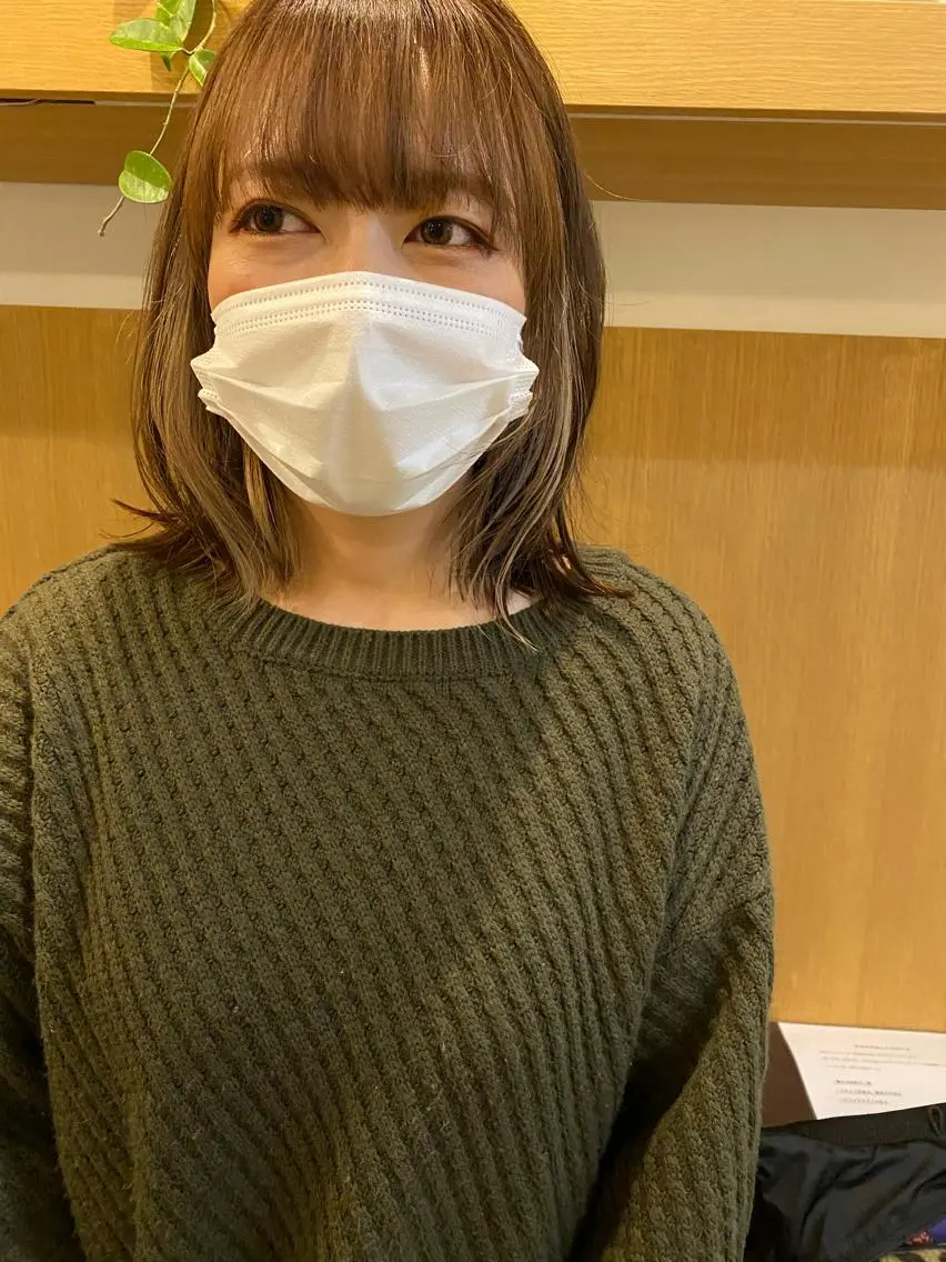 ミディアム en-te:堀 恵里那のヘアスタイル