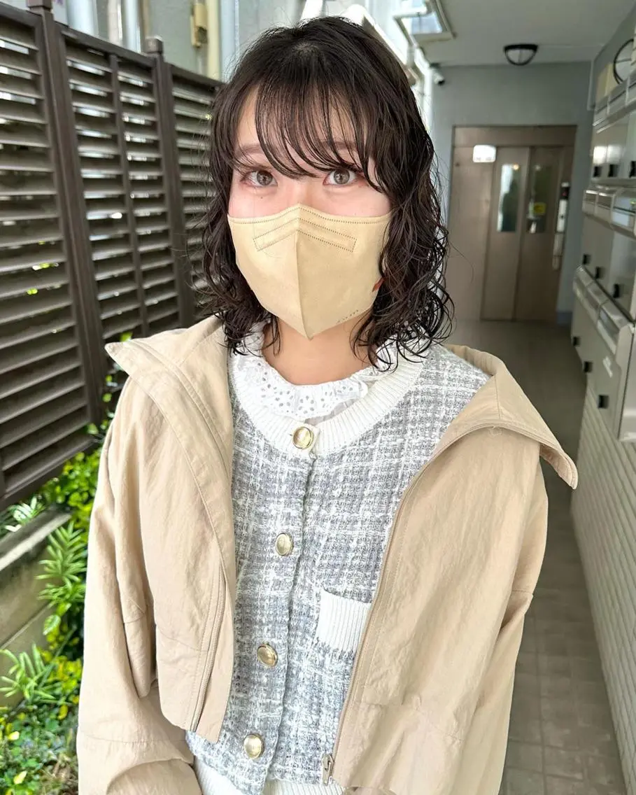 ショート カラー パーマ 切りっぱなしボブ 前下がりボブ ショートボブ 黒髪 インナーカラー 髪質改善 縮毛矯正/ レイヤー/銀座/本木のヘアスタイル