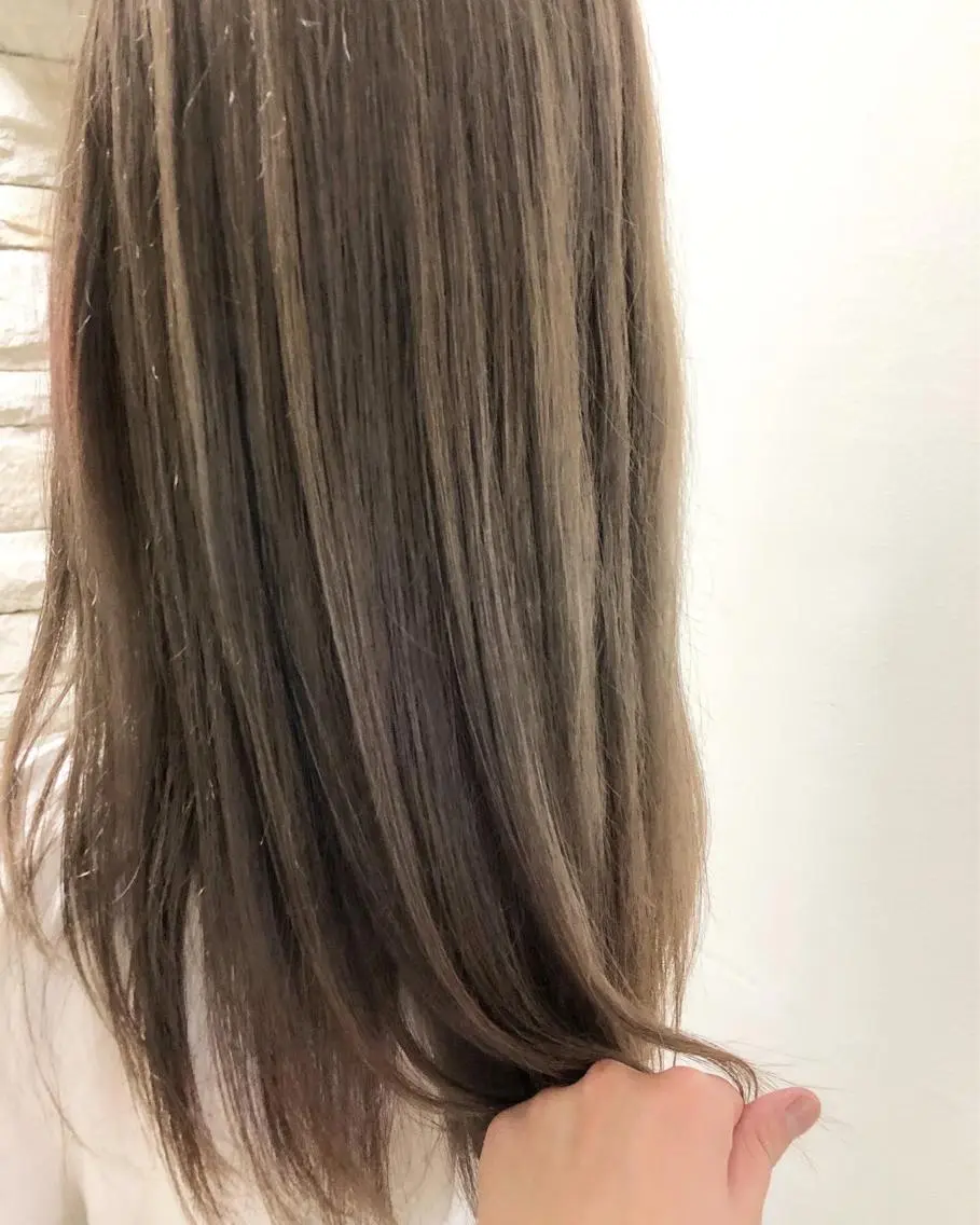 セミロング カラー ヘアアレンジ ヘアカラー メンズ特化✂️栗原 侑也のヘアスタイル