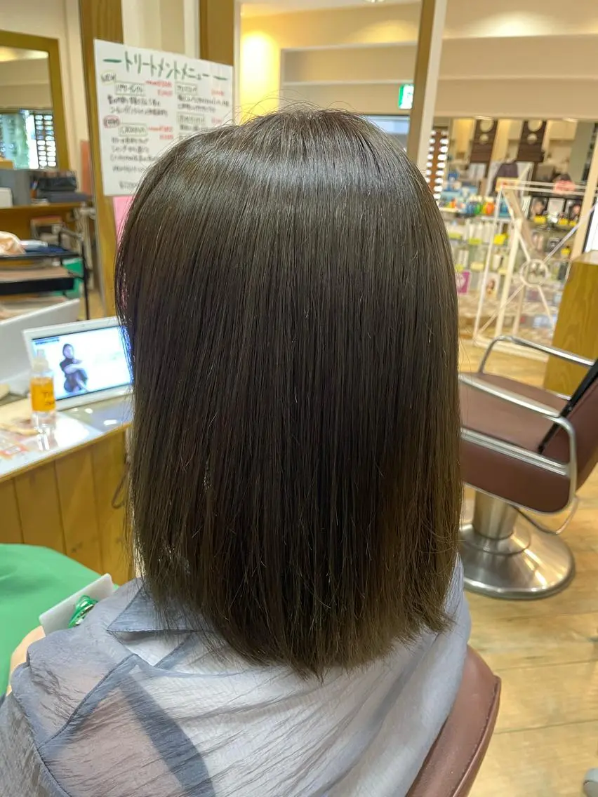 カラー ショート・ボブカット /堀内波玲のヘアスタイル