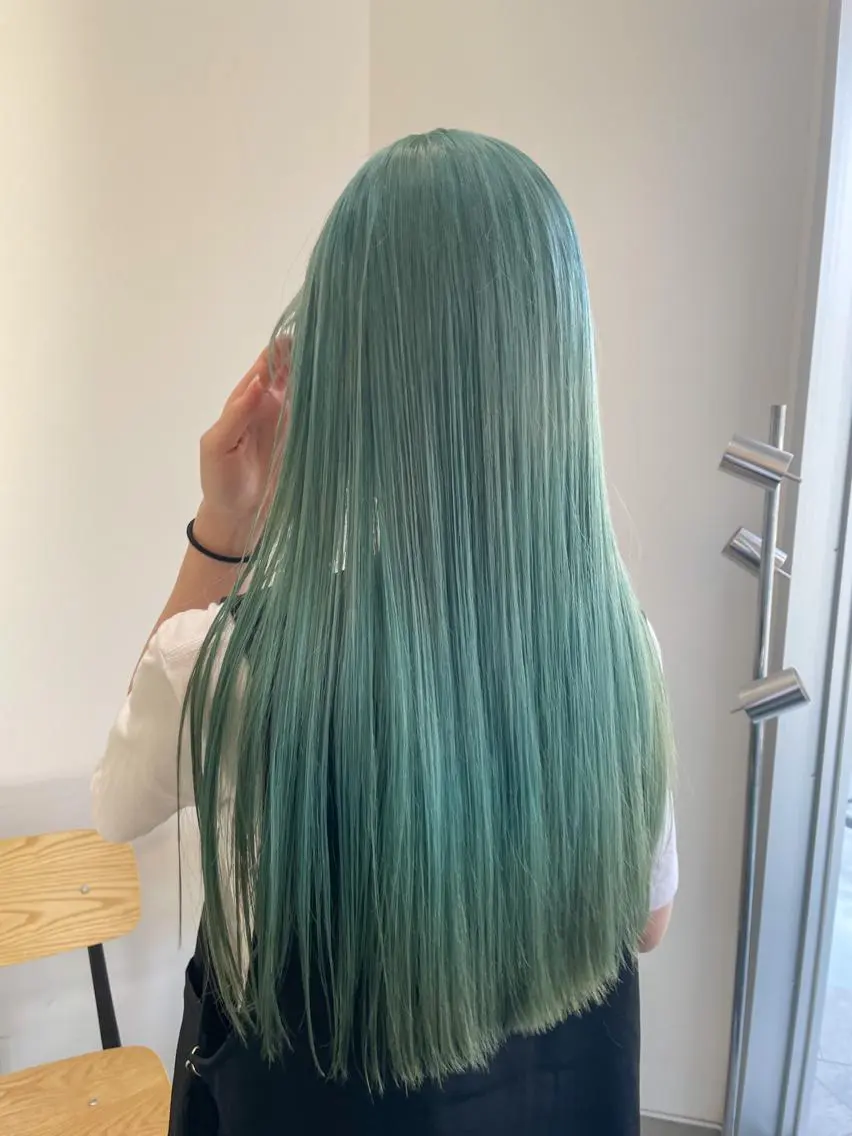 ロング カラー mir MIYUのヘアスタイル