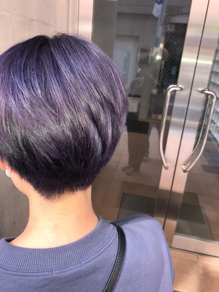 ショート カラー ブリーチ イルミナカラー 韓国風カラー 韓国風ヘア ショートヘア ROKKAN motoのヘアスタイル