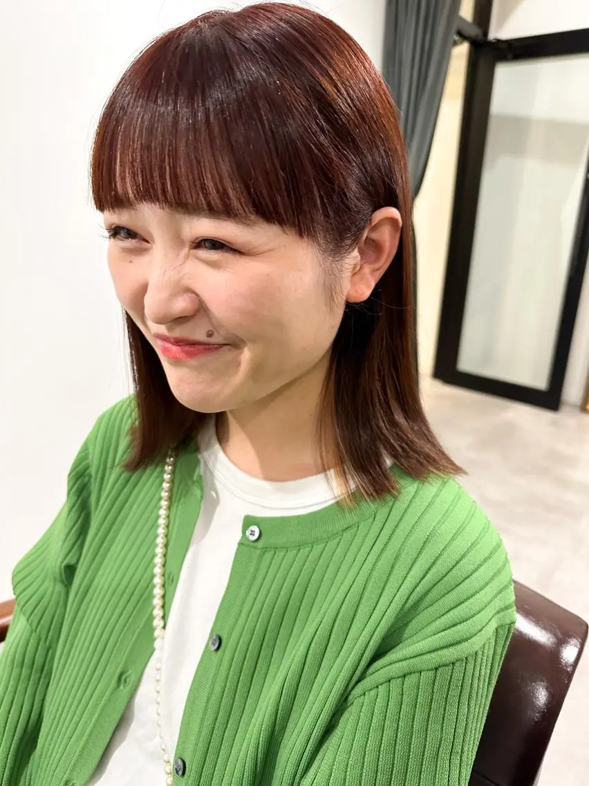 ミディアム ミディアムパーマ ボブ デート ハイライト 髪質改善 カット ヘアカラー トリートメント 【20代ダメージ毛に 髪質改善】のヘアスタイル