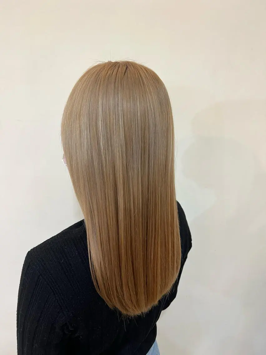 ロング カラー ベージュカラー ミルクティーベージュ 吉田有里🔸 カラーリスト🔸鎌倉のヘアスタイル