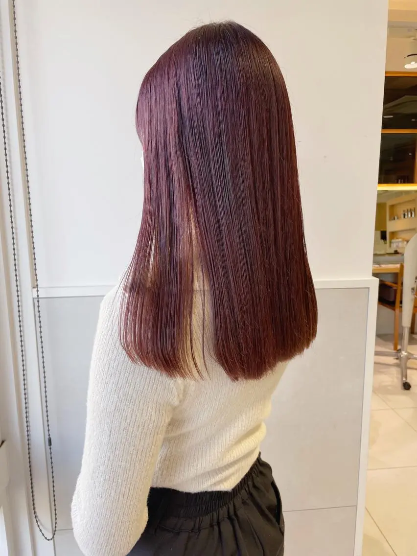 セミロング カラー ピンクカラー カット ヘアカラー トリートメント 齋藤 咲のヘアスタイル