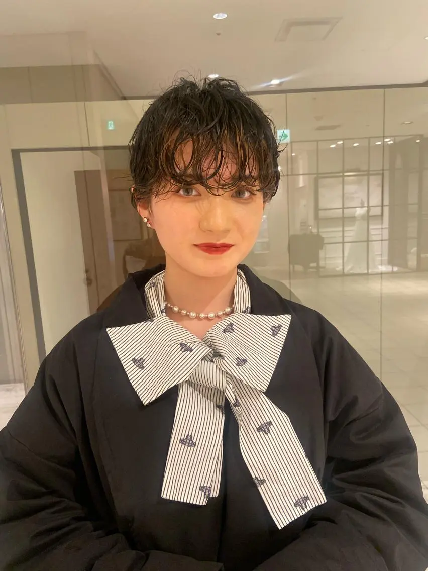ショート カラー パーマ 松村 澪里のヘアスタイル