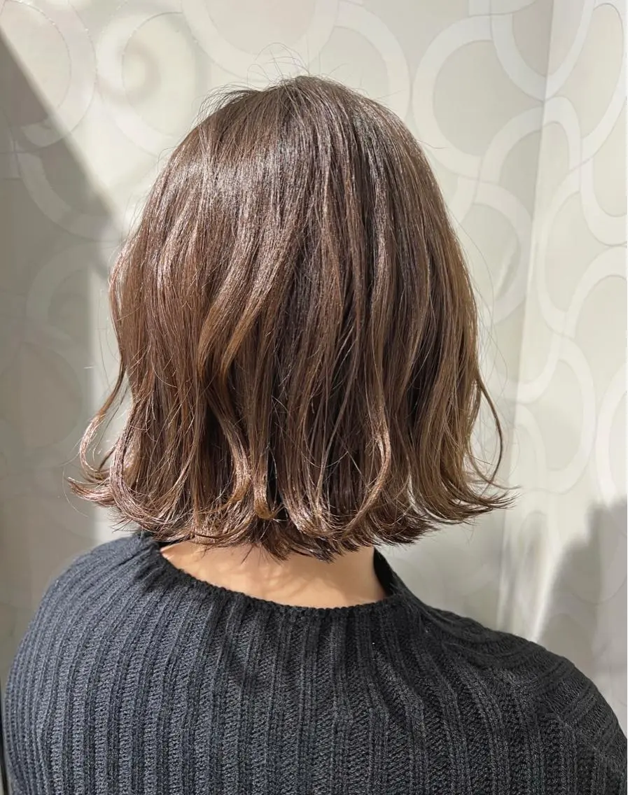 ショート カラー アッシュ ベージュカラー ブラウンカラー ミルクティーベージュ オリーブアッシュ 艶髪 ♡Tomiyaのヘアスタイル
