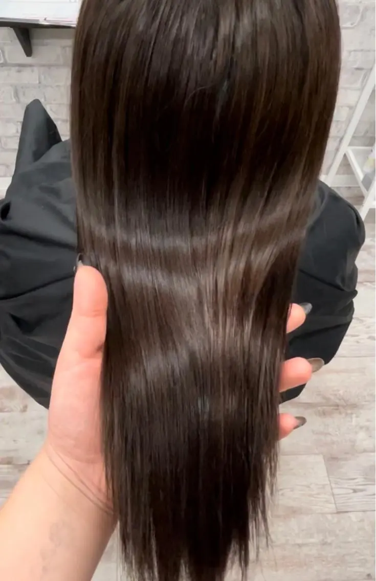 セミロング カラー パーマ ヘアアレンジ メンズ メンズバレイヤージュ メンズブリーチ メンズハイライト メンズハイトーン メンズインナーカラー トリートメント 歩くパワースポット 🦋KAHOのヘアスタイル