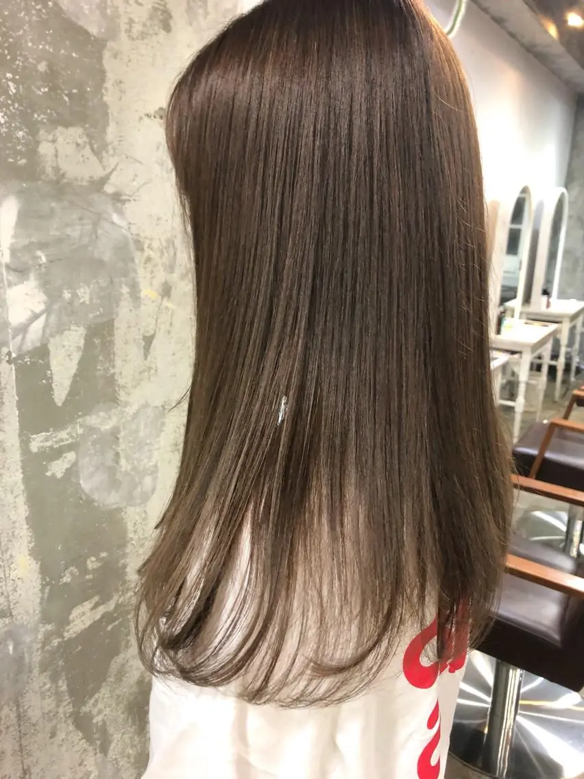 ロング カラー ベージュカラー ブリーチ ケアブリーチ Pia ツボイ ケイタのヘアスタイル