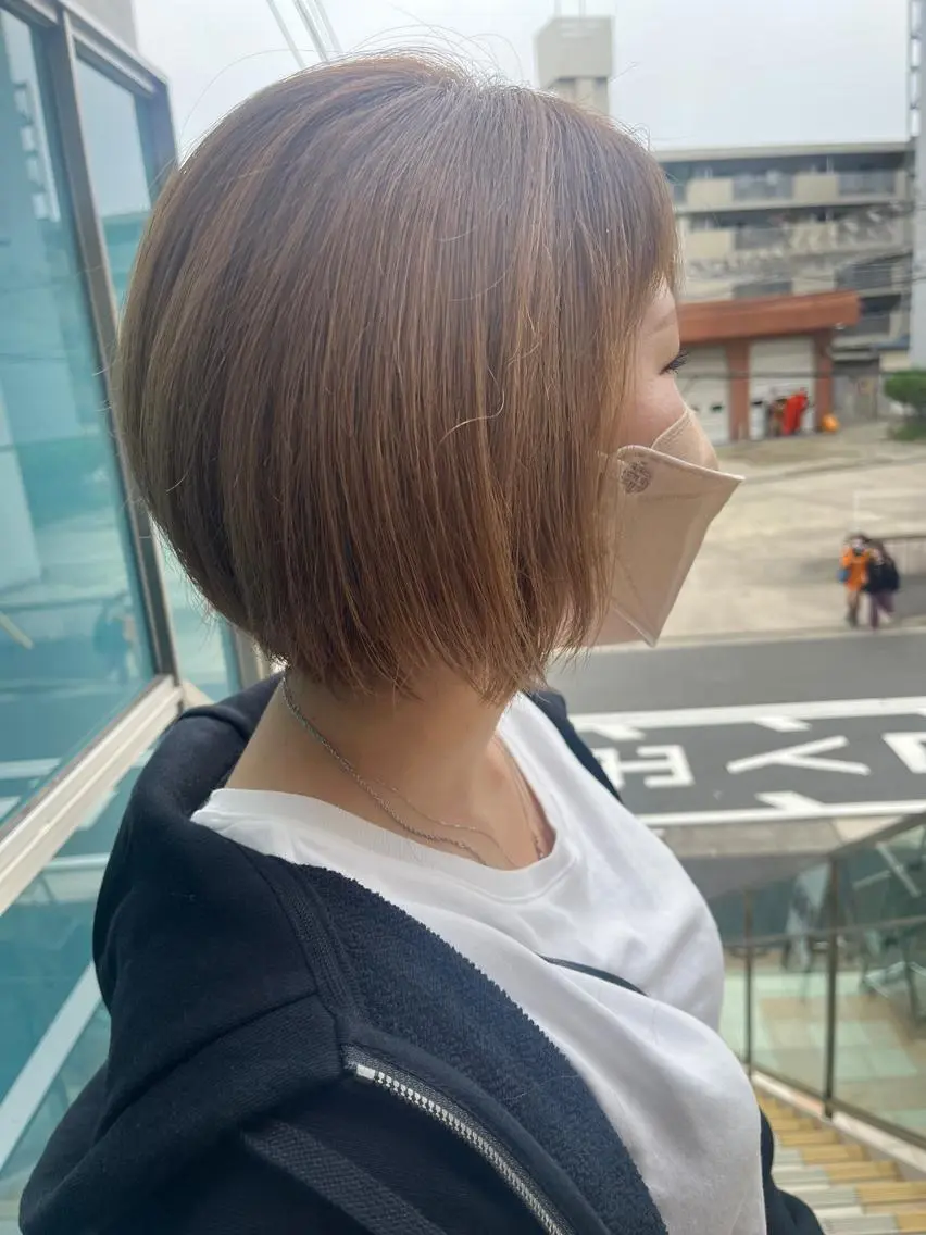 ミディアム カラー パーマ ヘアアレンジ メンズ キッズ ネイル マツエク・マツパ アイブロウ ミディアムパーマ メンズパーマ ブラウンカラー ケアカラー 透明感カラー 久木原 ゆりのヘアスタイル