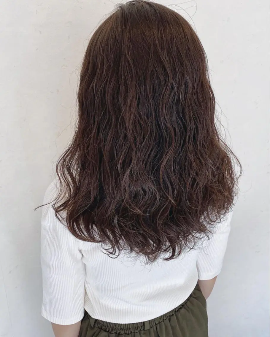 セミロング カラー 伊藤 さやかのヘアスタイル