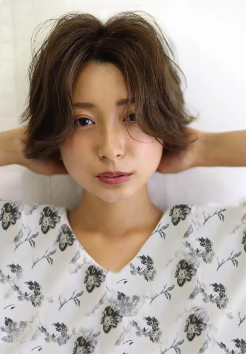 ミディアム 美容歴15年 岩田芳郎のヘアスタイル