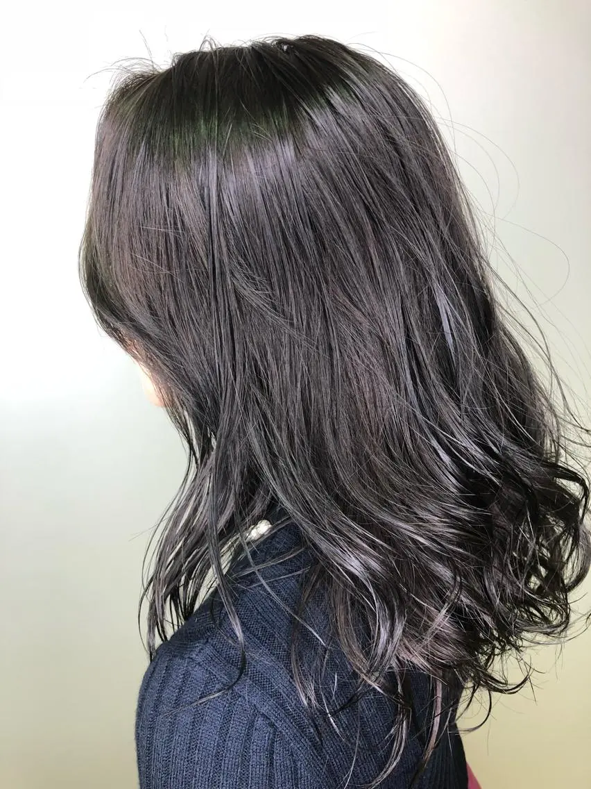 セミロング カラー グレージュ ネイビーカラー カット 縮毛矯正 トリートメント 💜髪質改善美髪💜 星野清光のヘアスタイル