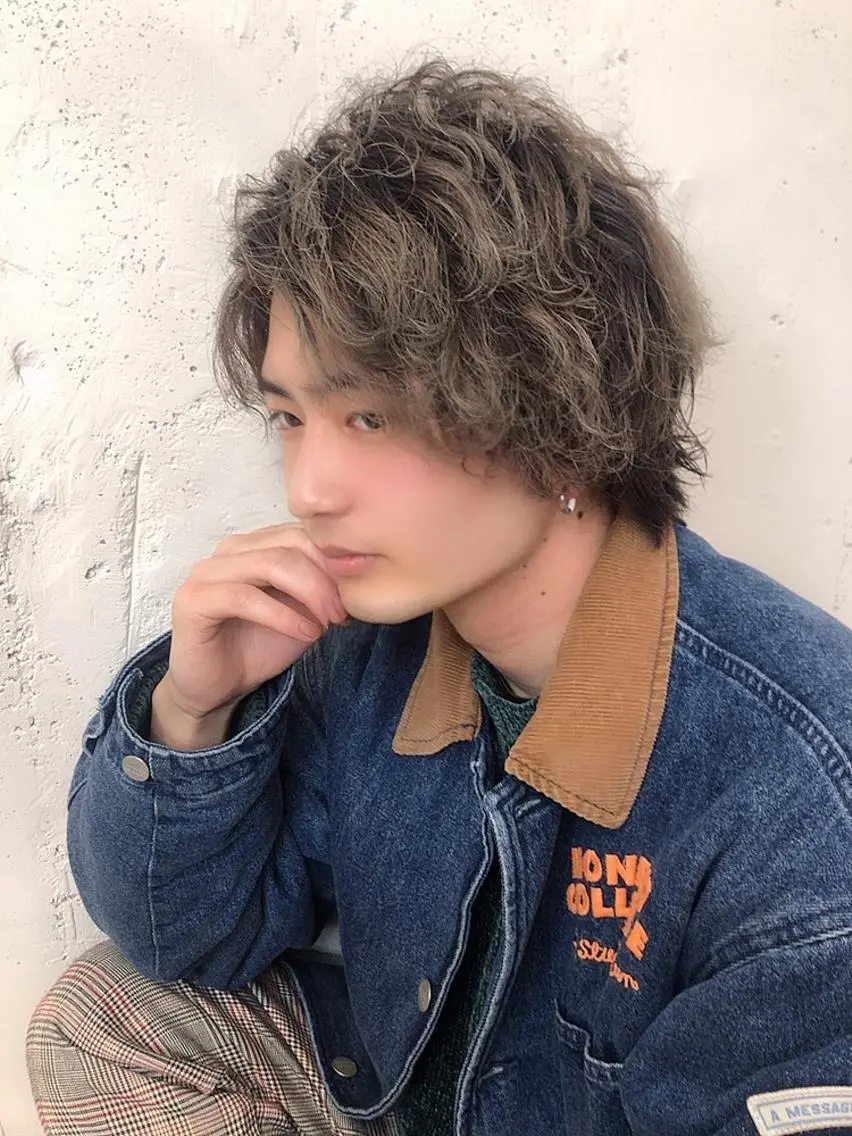 ミディアム パーマ メンズ カット パーマ 垢抜けレイヤー✂️ RYOTAのヘアスタイル