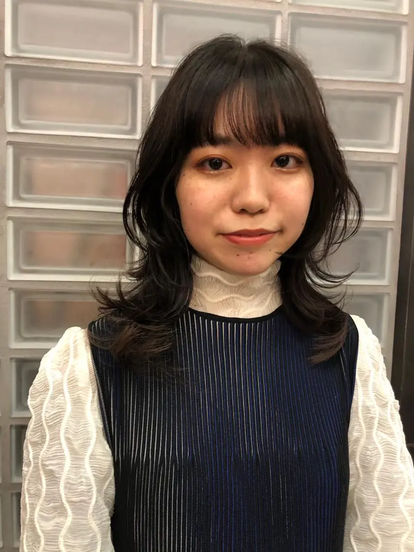 セミロング eri kinjoのヘアスタイル