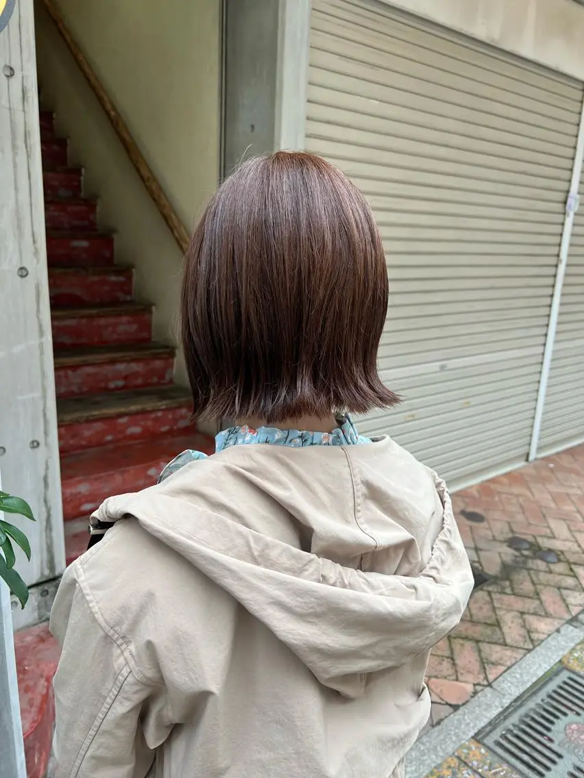 ショート カラー ヘアアレンジ ボブ 外ハネヘア 「sumi」 AMIのヘアスタイル