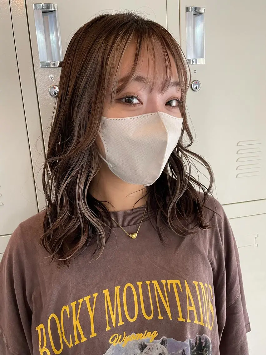 ミディアム 切りっぱなしボブ ショートボブ ミディアムパーマ アッシュ ボブ カット ヘアカラー トリートメント モテ髪/ボブ/ショー ト/アダチフウトのヘアスタイル