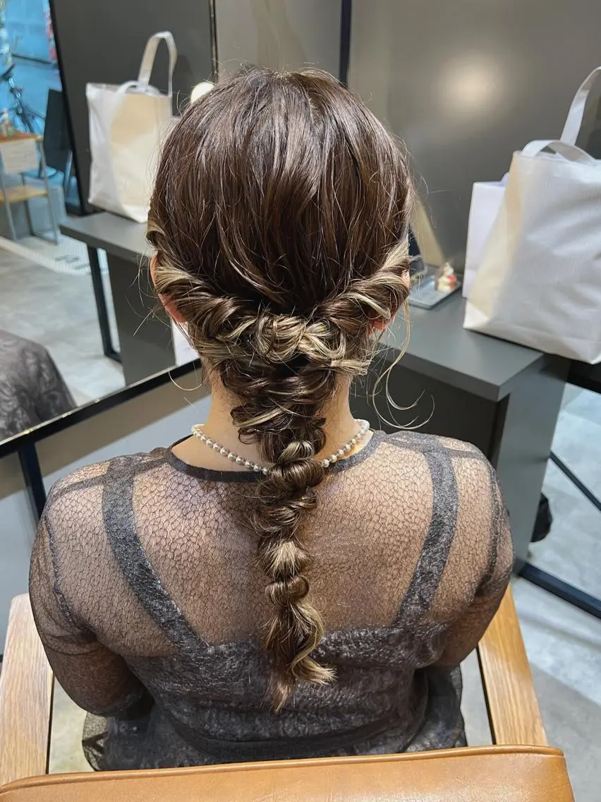 ロング ヘアアレンジ ヘアセット THINK SHOP sakiのヘアスタイル