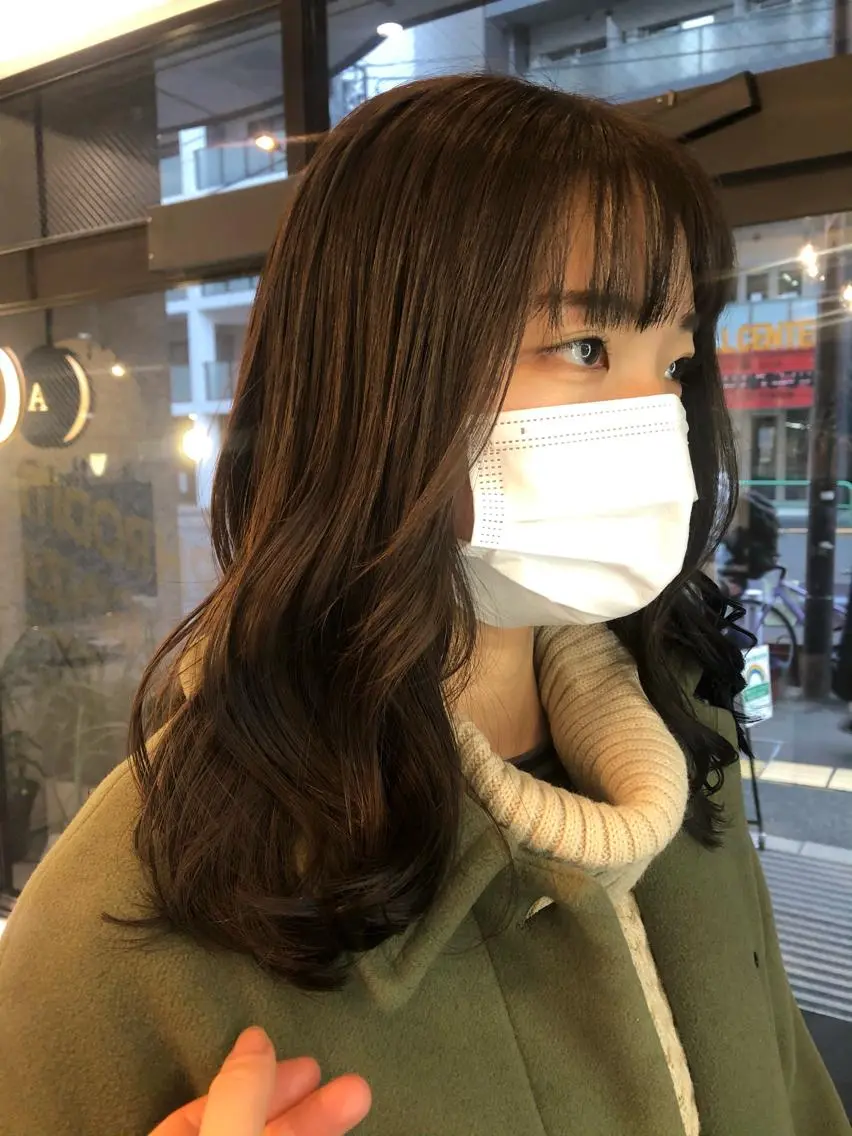 ミディアム カラー 貴方に似合うを見つけ ます🌱市川リョウカのヘアスタイル