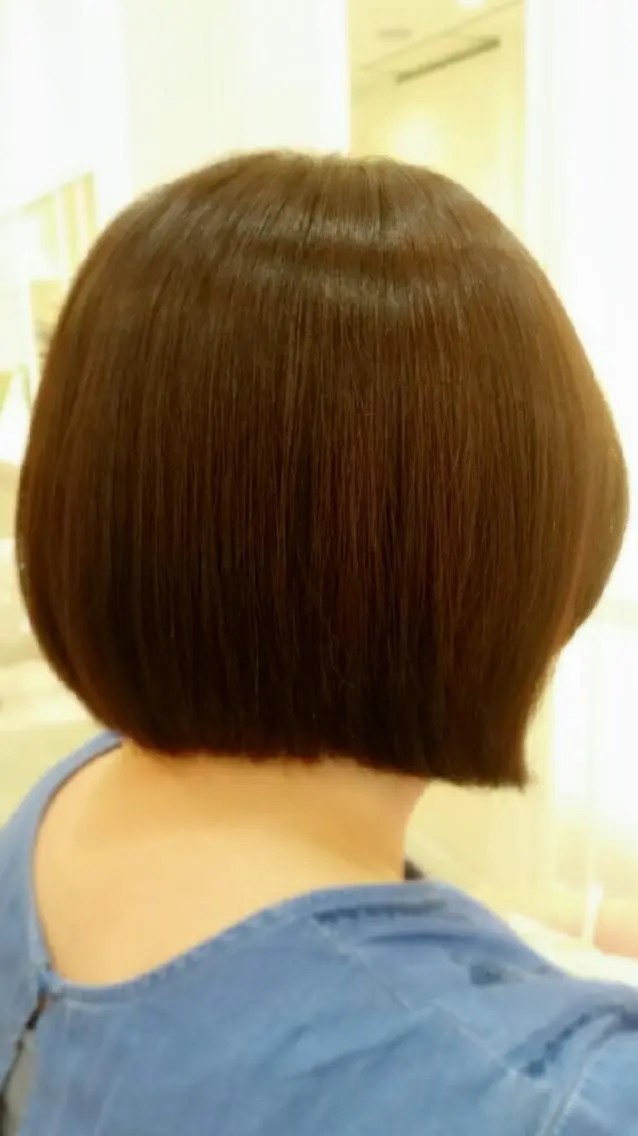 ショート カラー パーマ イルミナカラー 縮毛矯正 須賀 一美のヘアスタイル