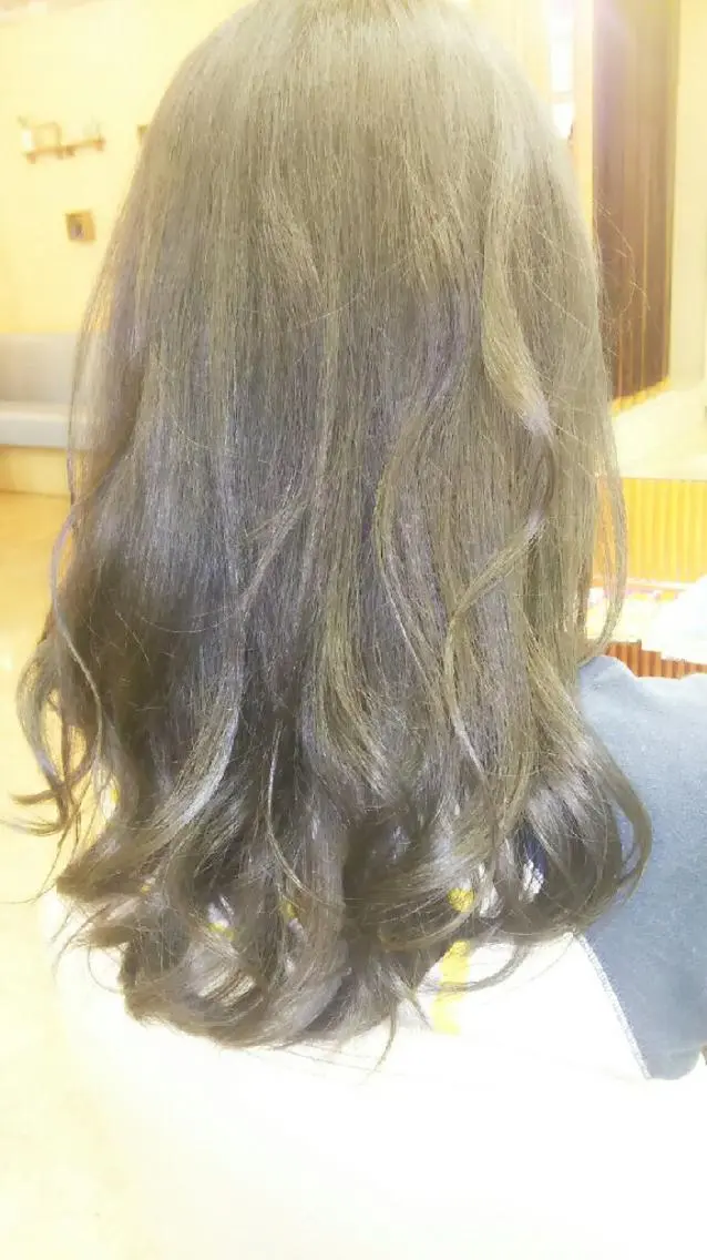 ロング カラー アッシュ 透明感カラー 脇田 雄大のヘアスタイル