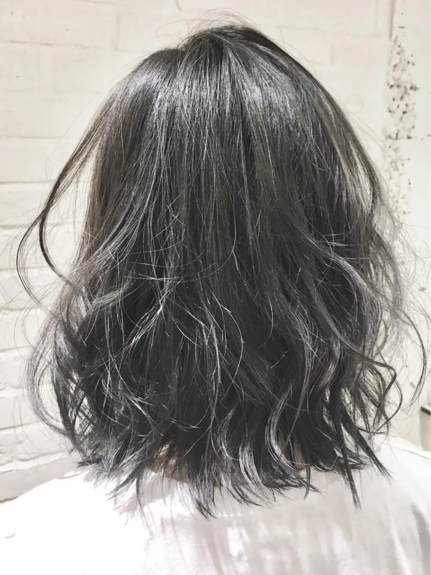 ミディアム カラー ブルーカラー ブルーグレー グラデーションカラー ヘアカラー レイヤー/大人メンズ パーマ🌀 平島拓也のヘアスタイル