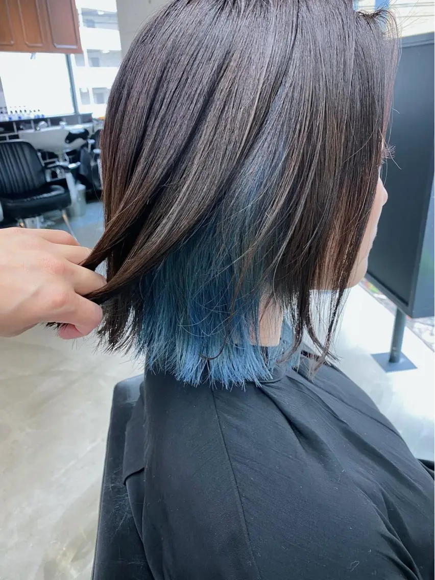 ミディアム カラー ヘアアレンジ ブルーカラー インナーカラー son hair HIROEのヘアスタイル