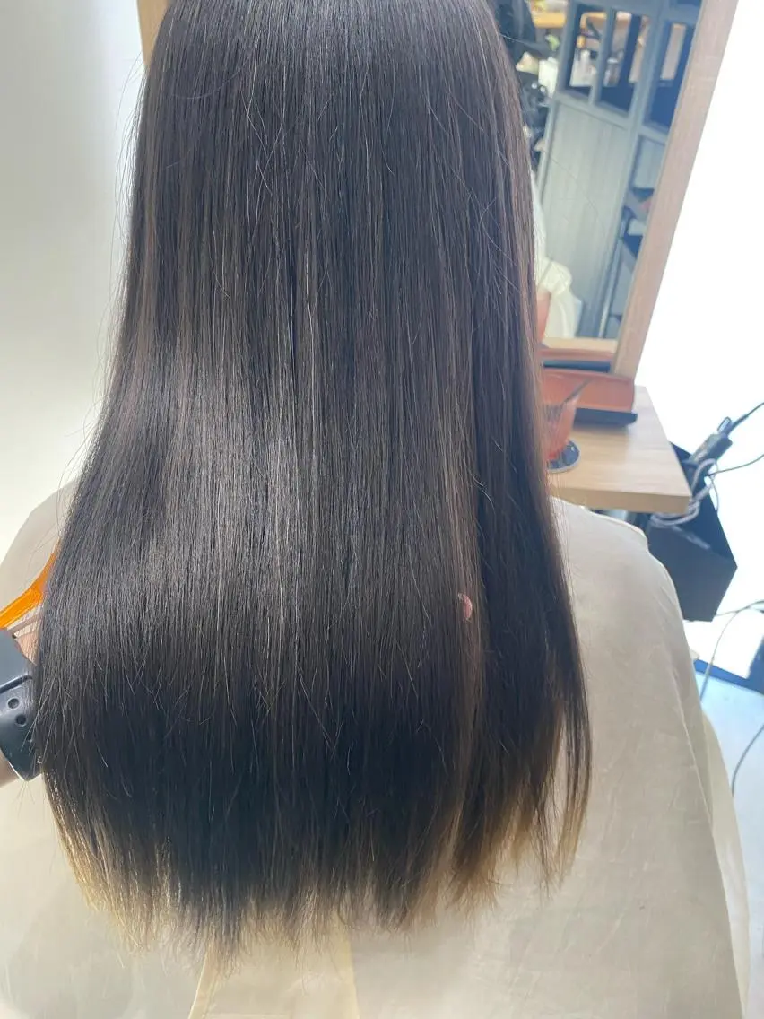 セミロング 似合う髪型が 分からない方へのヘアスタイル