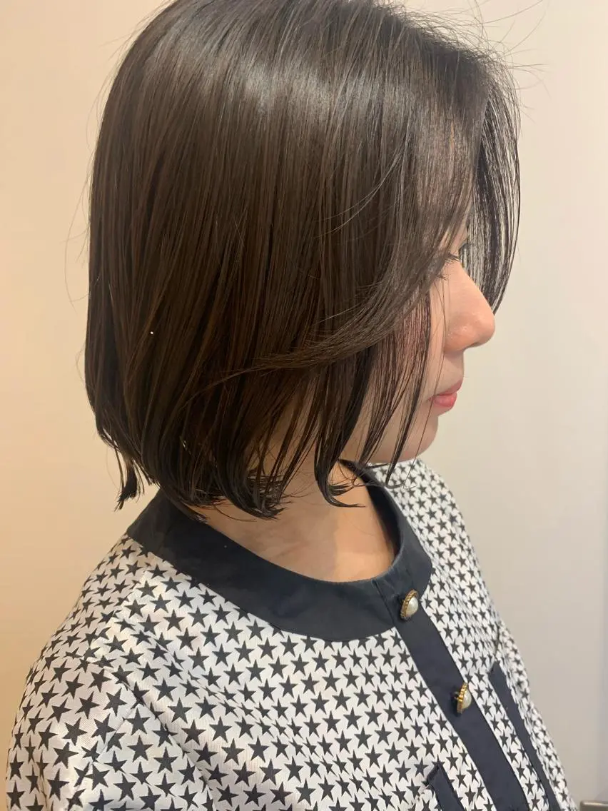 セミロング カラー ヘアアレンジ REONA🪽✨薬院 レイヤーカット🫧のヘアスタイル