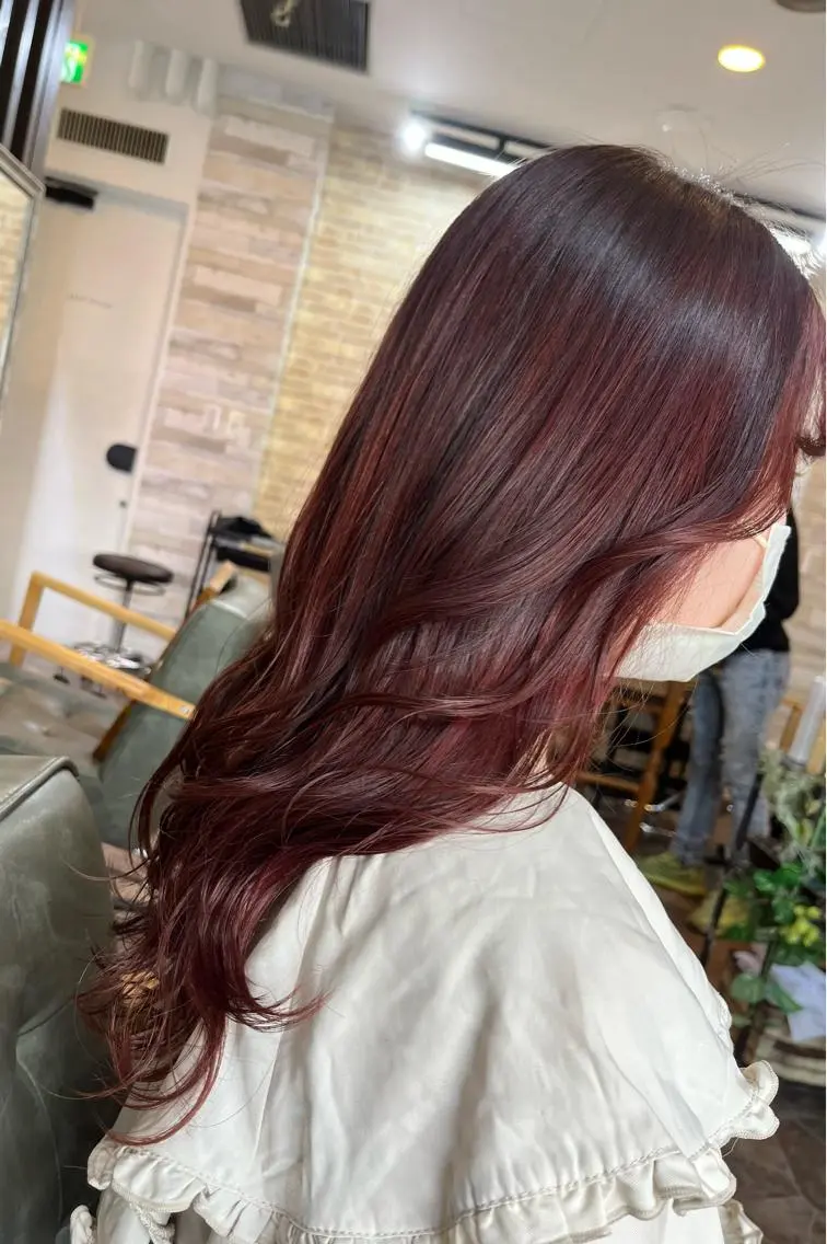 セミロング Lilly 中谷友里のヘアスタイル
