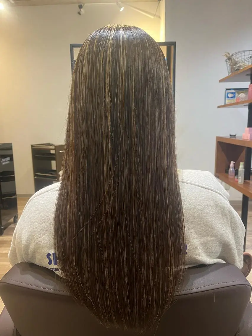 ロング 艶カラー推し！ なかはらあかりのヘアスタイル