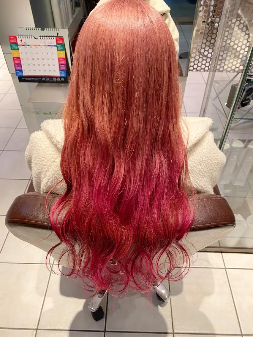 ロング カラー ブリーチ ヘアカラー 🫧富田 苑実🫧のヘアスタイル