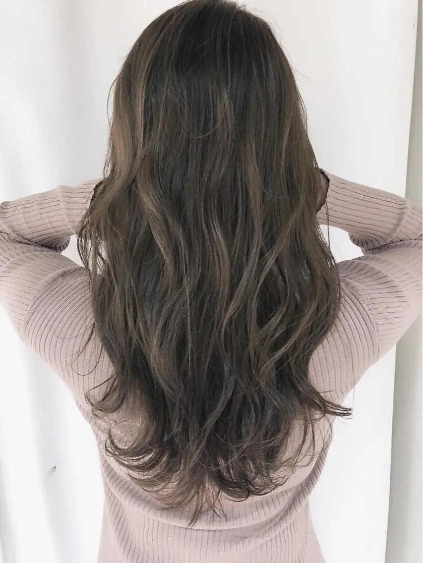 セミロング カラー パーマ ヘアアレンジ アッシュ バレイヤージュ グラデーションカラー グレージュ ハイライトカラー ヘアカラー トリートメント バレイヤージュ 藤沢 髪質改善 竹内ケンゴのヘアスタイル