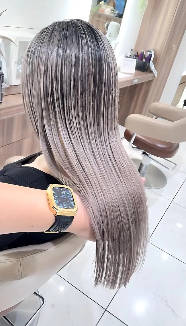 カラー セミロング ブリーチ 髪質改善 ヘアカラー トリートメント 渡邊楓果/髪質改善 ブリーチ/カラーのヘアスタイル