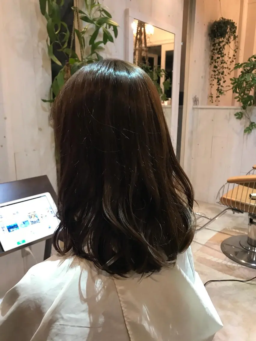 セミロング 長尾 桃佳のヘアスタイル