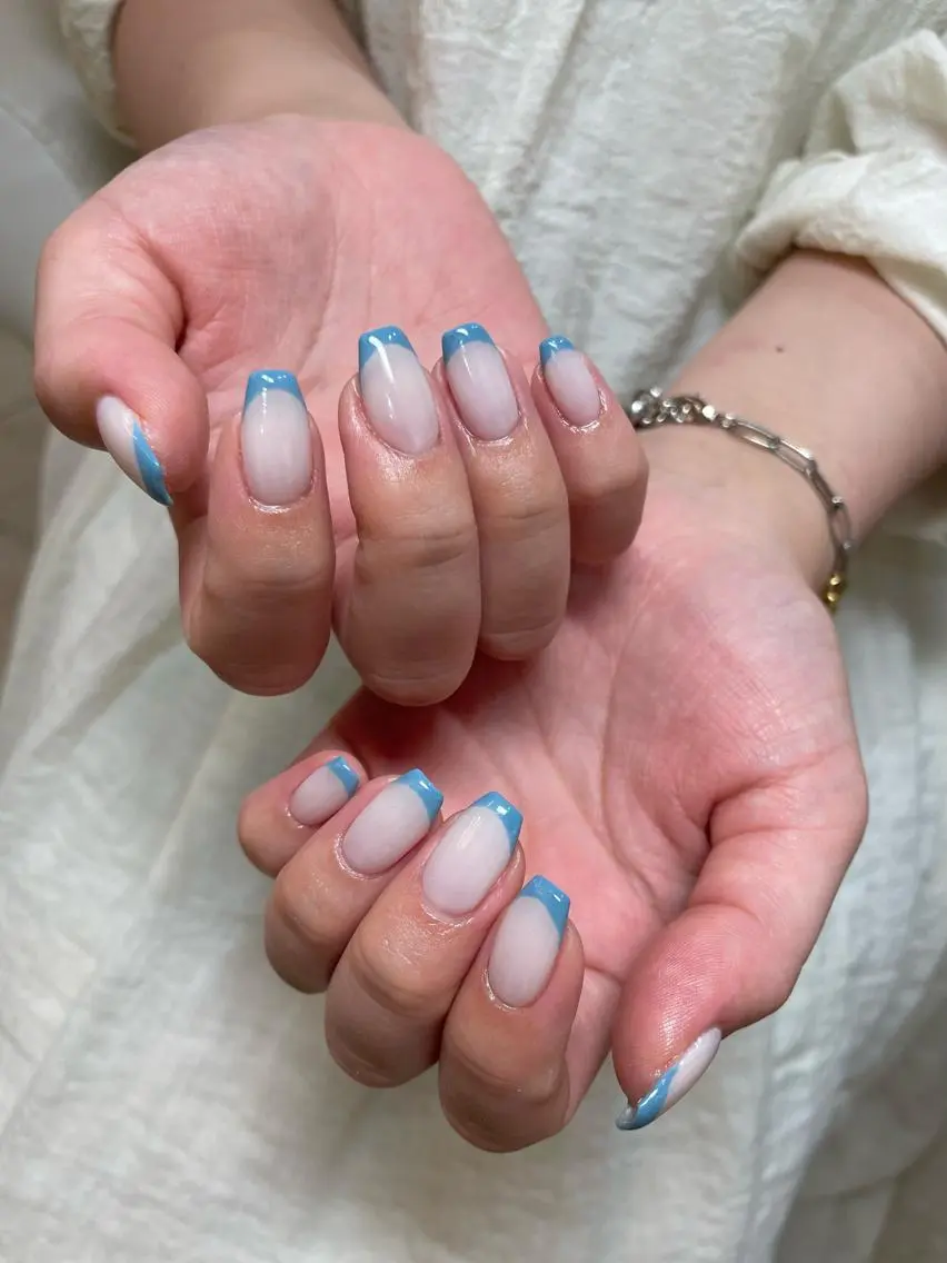 ネイル with hues AYAのネイルデザイン