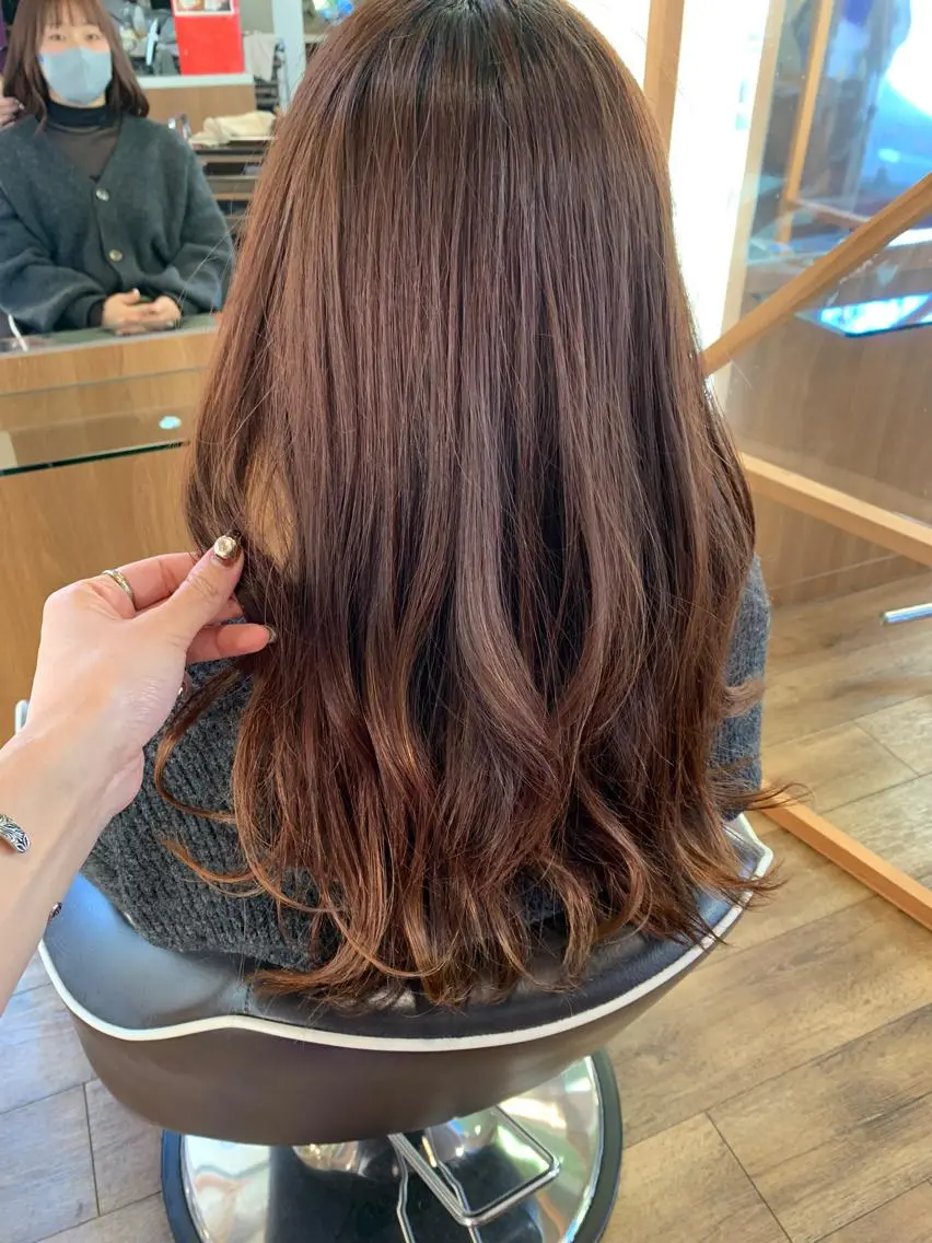 セミロング カラー カット ヘアカラー トリートメント 🐸鈴木 綾乃🐸のヘアスタイル