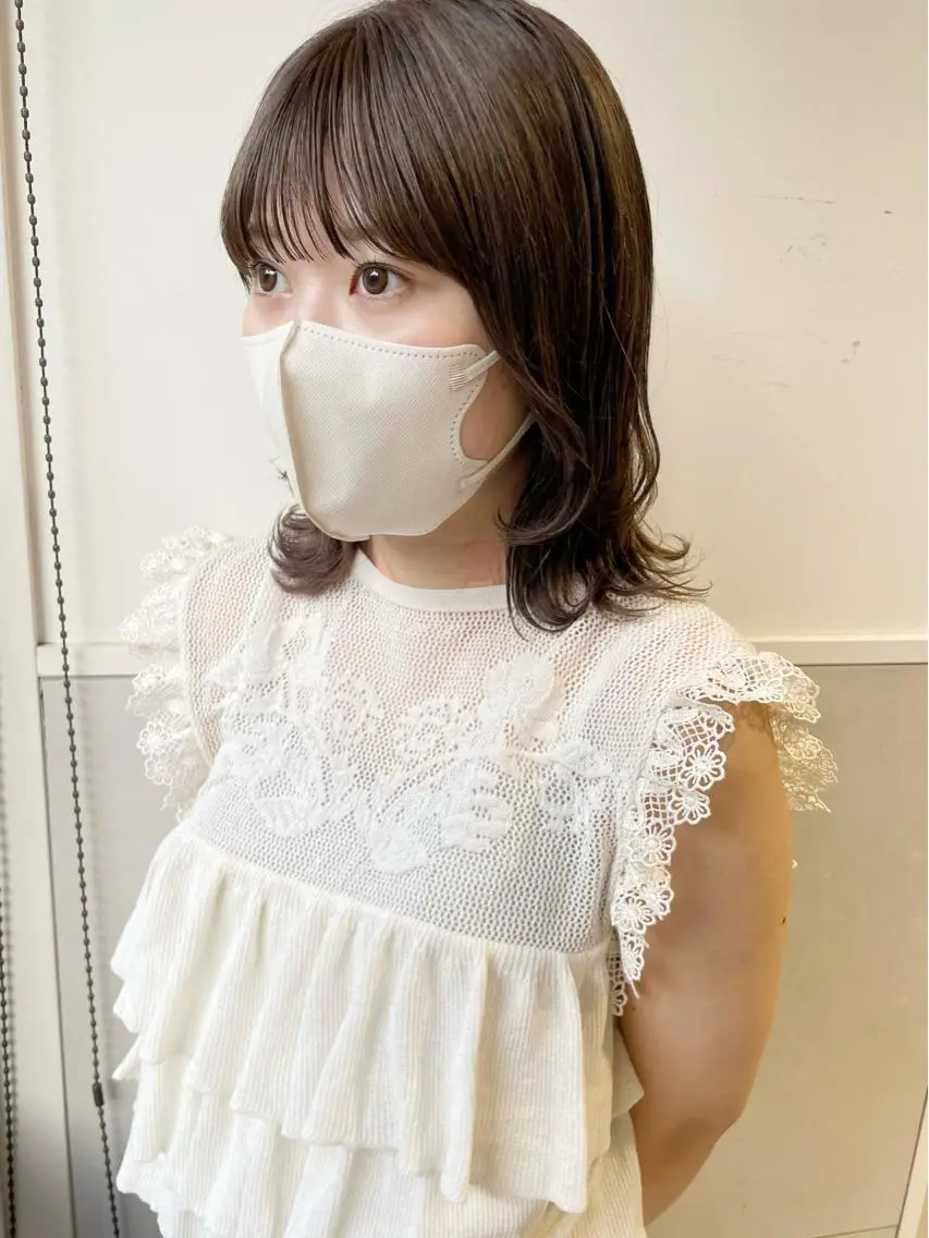 ミディアム カラー カット ヘアカラー トリートメント 齋藤 咲のヘアスタイル