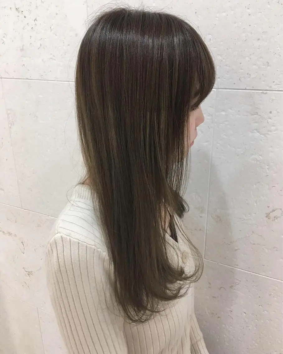 ロング カラー アッシュ ベージュカラー ハイライトカラー ミント ハイライト 斉藤 貴也のヘアスタイル