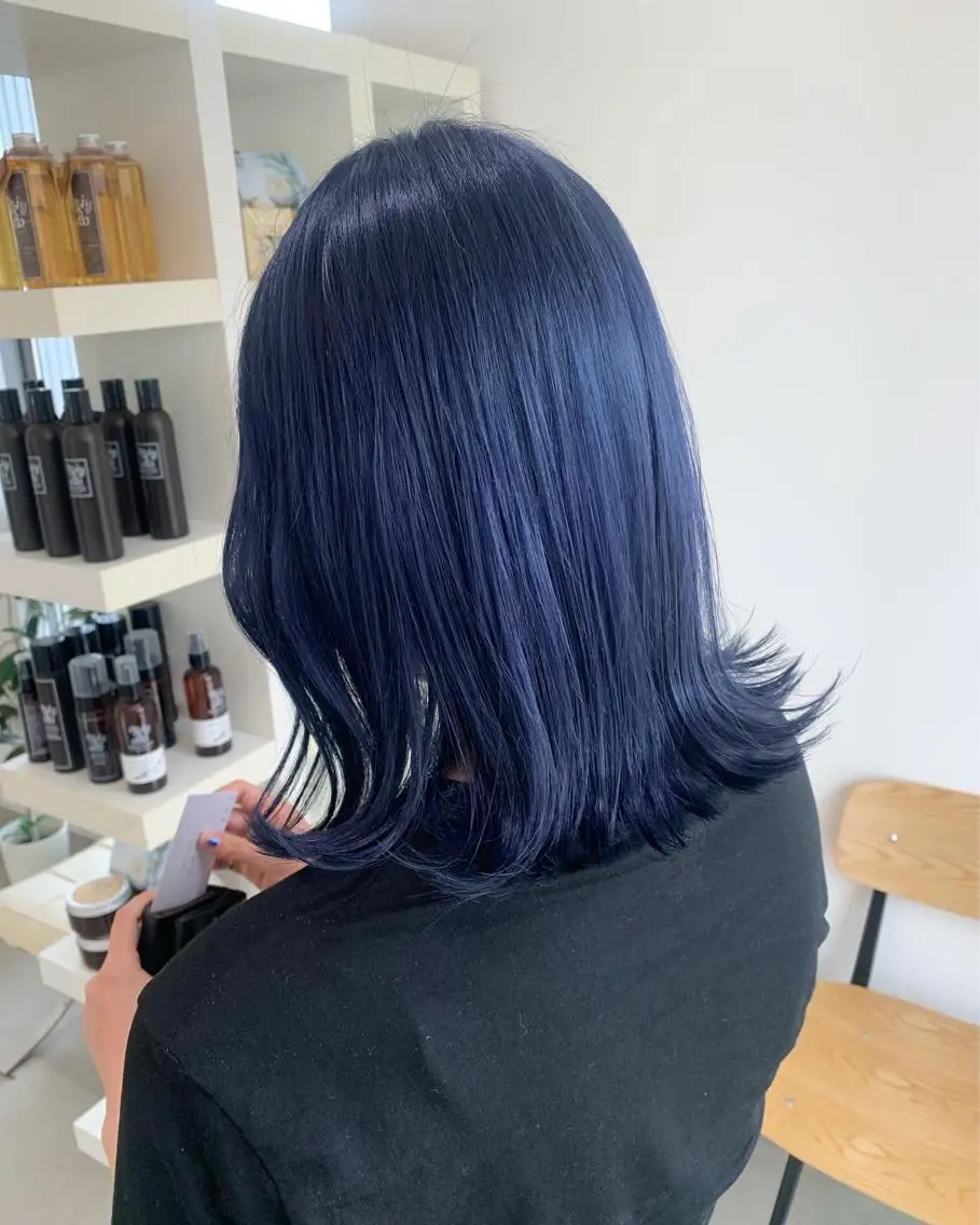 ミディアム カラー 韓国風ヘア ヘアカラー 長山 茉白のヘアスタイル