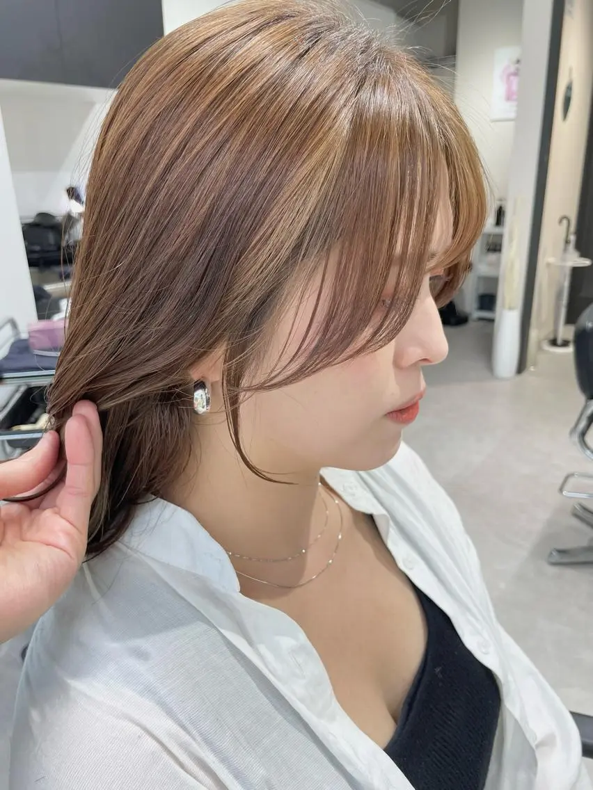 ミディアム カット 髪質改善will hairdesignのヘアスタイル