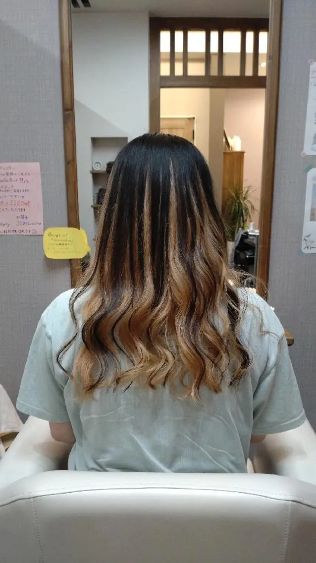 ロング トリートメント おだ ももかのヘアスタイル